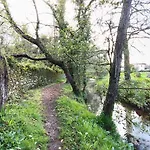 Minuska Con Jardin Y A Tan Solo 10 Min Andando A Apartmán Llanes