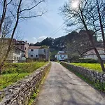 Apartmán Minuska Con Jardin Y A Tan Solo 10 Min Andando A *