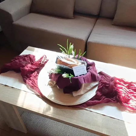 Minuska Con Jardin Y A Tan Solo 10 Min Andando A Appartement Llanes