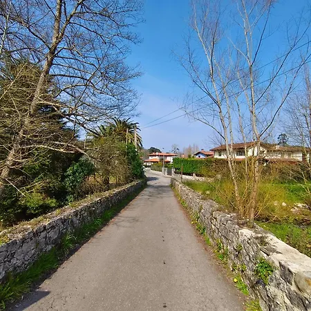 Minuska Con Jardin Y A Tan Solo 10 Min Andando A Llanes