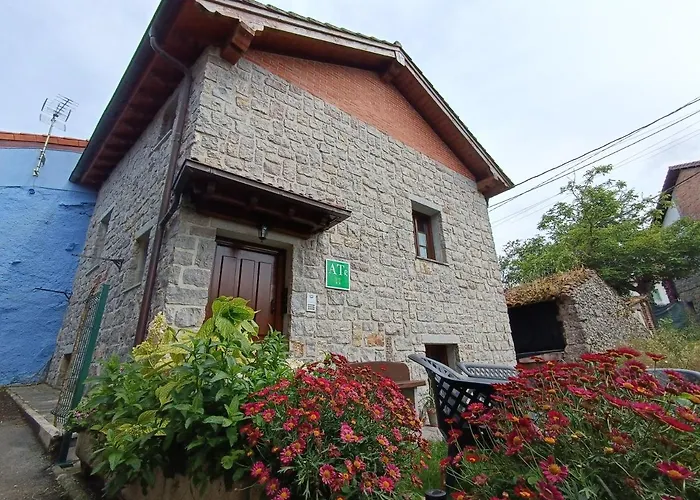 Minuska Con Jardin Y A Tan Solo 10 Min Andando A *