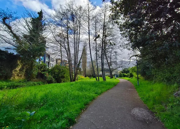 Minuska Con Jardin Y A Tan Solo 10 Min Andando A Appartement *