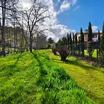 Minuska Con Jardin Y A Tan Solo 10 Min Andando A *